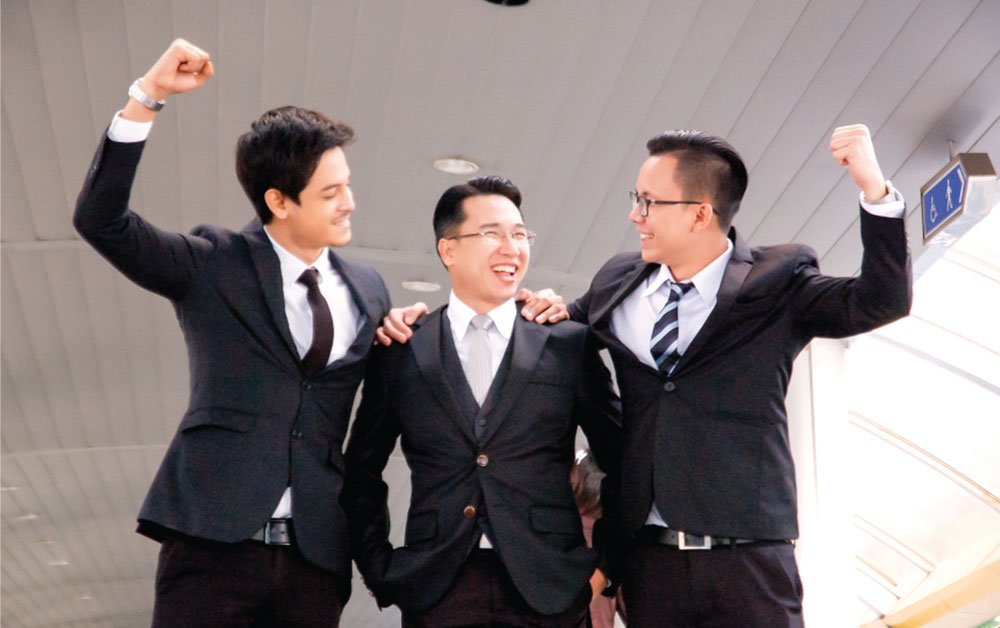 Bisnis Harus Legal